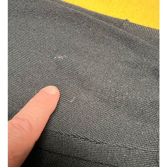 Eildon Hills Black Quarter Button Merino Wool Sweater Size M - Picture 10 of 10